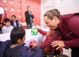 DIF Michoacán entrega regalos a niñas y niños del municipio de Quiroga