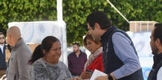 Entrega Alfonso Martínez apoyos a familias afectadas por lluvias