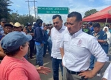 Atienden Segob y SSP a comunidades de Aquila; continúan operativos de localización de personas en la Costa