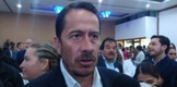 Cifras de empleo reflejan crecimiento del 2% entre 2021 y 2022: SEDECO Entre un 8 y un 14 por ciento de incremento, registró Michoacán al cierre de 2022, en la generación de empleos, informó Claudio Méndez Fernández, titular de la Secretaría de Desarrollo Económico (SEDECO). En entrevista, el funcionario estatal mencionó que esto es comparado con las cifras registradas en años previos a la pandemia por la Covid-19. Refirió que, tan solo de 2021 a 2022, el empleo creció dos por ciento en el estado, con 9 mil 345 plazas laborales con trabajadores asegurados, un incremento del 155 por ciento a comparación de 2021. “Ya superamos. De hecho en diciembre cerramos con 474 mil empleos formales. Nunca Michoacán había cerrado el año con ese número de empleos. Estamos hablando que, de los empleos que se generan en el estado, los formales representan entre el 35 y el 40 por ciento”, expresó. Méndez Fernández indicó que del 1 de octubre de 2021 al cierre de 2022, se crearon en el estado 9 mil 873 empleos, que equivalen a un incremento del 2.1 por ciento.