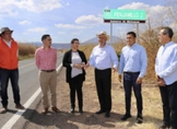 Gobierno de Michoacán rehabilita camino estratégico en región Bajío
