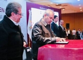 Firma Bedolla decreto de Promulgación de Ley contra Delito de Extorsión en Michoacán