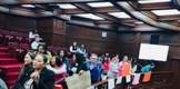 Trabajadoras del Congreso se manifiestan en sesión solemne