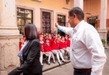 Entrega Nacho Campos mobiliario y material didáctico a la primaria Juan Delgado