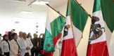Instala SEE exposición de banderas y símbolos patrios