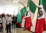 Instala SEE exposición de banderas y símbolos patrios