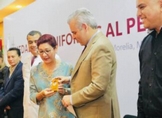 Reconoce Bedolla labor solidaria y humanitaria de trabajadores del sector salud