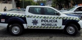 Con pistola de postas, sujeto daña un cristal de McDonald’s, al sur de Morelia