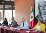 Nueva ley de movilidad regulará servicio de grúas y transporte para agricultores: Bedolla