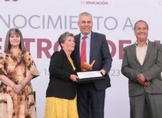 De la mano con el magisterio vamos por la reconstrucción educativa del estado: Bedolla