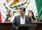 Propone Ernesto Núñez eliminar vigencia en actas de nacimiento o defunción como requisito en trámites
