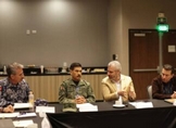 Bedolla revisa proyecto para activar vuelos del AIFA a Michoacán