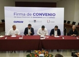 Firma Nacho Campos histórico convenio con Banobras por 11.2 mdp