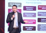 Libros fortalecerán valores: maestro michoacano en Palacio Nacional