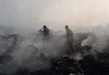 BOMBEROS TRABAJAN PARA CONTROLAR INCENDIO EN BASURERO DE TANGAMANDAPIO