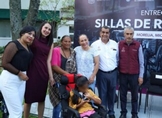 ENTREGAN SSM Y DIF SILLAS DE RUEDAS NEUROLÓGICAS A MENORES CON DISCAPACIDAD MOTRIZ
