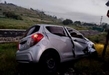 AUTO ES IMPACTADO AL INTENTAR GANARLE EL PASO AL TREN, EN MORELIA