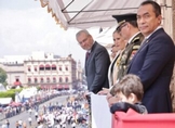 Miles disfrutan desfile cívico militar con motivo del natalicio de Morelos