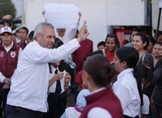 En Villas del Pedregal, inaugura Bedolla primer sistema de videovigilancia vecinal