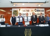 Médicos, en tiempos aciagos han mostrado su amor por bata blanca: UMSNH