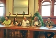 Árboles naturales y esferas, a venta en Bazar Navideño de la Cofom