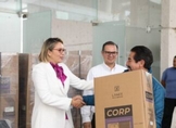 RESPALDO HISTÓRICO A FACULTADES DE LA UMSNH; ENTREGA RECTORA 436 COMPUTADORAS