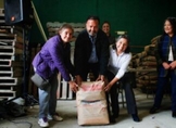 ENTREGA JULIO ARREOLA DE MATERIAL DE CONSTRUCCIÓN A INSTITUCIONES EDUCATIVAS EN PÁTZCUARO