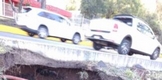 OOAPAS atiende fuga en línea principal sobre Av. Camelinas