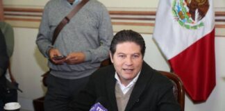 VA ALFONSO MARTÍNEZ POR LA REELECCIÓN, BUSCARÁ ARROPARSE POR EL PRI, PAN, PRD Y PES