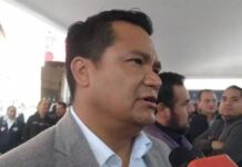 DENUNCIAN PENALMENTE A EX POLICÍAS DE CHURUMUCO, POR «ROBO» DE ARMAMENTO
