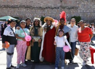 UMSNH realiza Festival del Día de Reyes
