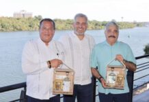 Asiste Bedolla a relevo directivo de Asipona en LC