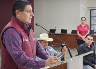 ENTREGA NACHO CAMPOS 2 MIL 420 VACUNAS CONTRA LA RABIA PARALÍTICA BOVINA