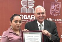 SEP galardona a maestra del Cobaem por aportación excepcional en bachillerato