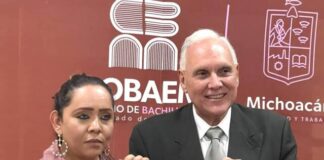 SEP galardona a maestra del Cobaem por aportación excepcional en bachillerato