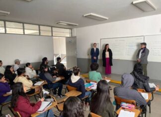 SIN CONTRATIEMPOS, MILES DE JÓVENES NICOLAITAS RETORNAN A SUS ACTIVIDADES ESCOLARES