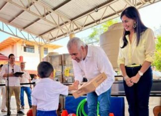 SEE EQUIPA MÁS DE 3 MIL ESCUELAS DE TODO MICHOACÁN