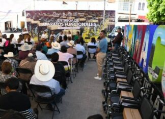 ENTREGA DIF APARATOS FUNCIONALES EN LA REGIÓN LA PIEDAD