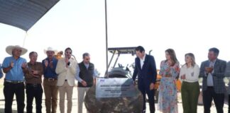 ALFONSO MARTÍNEZ COLOCA LA PRIMERA PIEDRA DEL PARQUE AGROLOGÍSTICO DE MORELIA