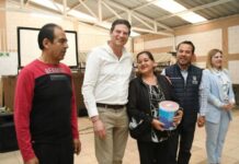 Refrenda Alfonso Martínez apoyo a comerciantes de Morelia