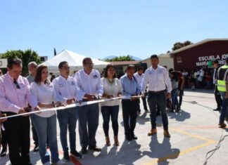 Celebra Eréndira Isauro reconstrucción de escuela afectada por sismo en Zamora