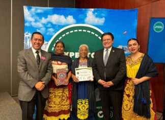 RECONOCEN A COCINERAS TRADICIONALES DE MICHOACÁN CON GALARDÓN NACIONAL