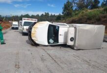 ATIENDEN AGENTES ESTATALES Y FEDERALES A LESIONADOS EN DOS HECHOS EN LA AUTOPISTA SIGLO XXI