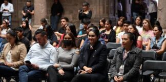 Realizan conversatorio sobre el empoderamiento femenino y retos Actuales