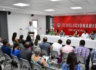 Tiende Memo Valencia la mano al PAN para construir en Morelia