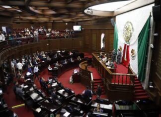 75 LEGISLATURA ABRE CONVOCATORIA PARA “ENTREGAR LA “MEDALLA MICHOACÁN AL MÉRITO DOCENTE”