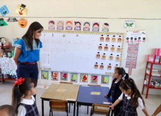 SEE RECONOCE A MÁS DE 10 MIL EDUCADORAS Y EDUCADORES EN MICHOACÁN