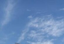 ENVÍAN HELICÓPTERO CON HELIBALDE PARA COMBATIR INCENDIO FORESTAL EN CHILCHOTA