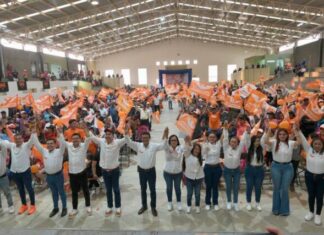 Salvador Escalante se une al Movimiento y cierra filas con Carlos Herrera