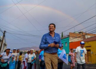 Alegría, apoyo y ¡lluvia!, brinda la Obrera a Alfonso